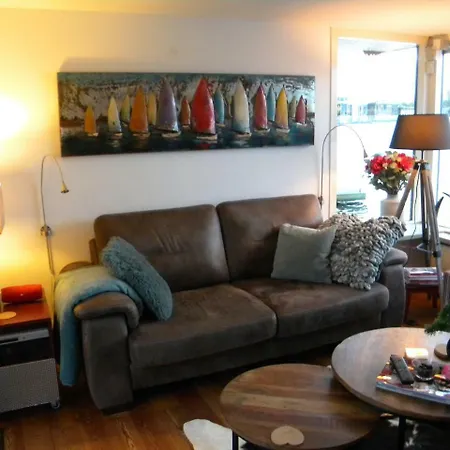 Vakantiehuis Houseboat At Greater Amsterdam Weesp