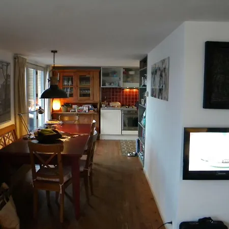 Vakantiehuis Houseboat At Greater Amsterdam
